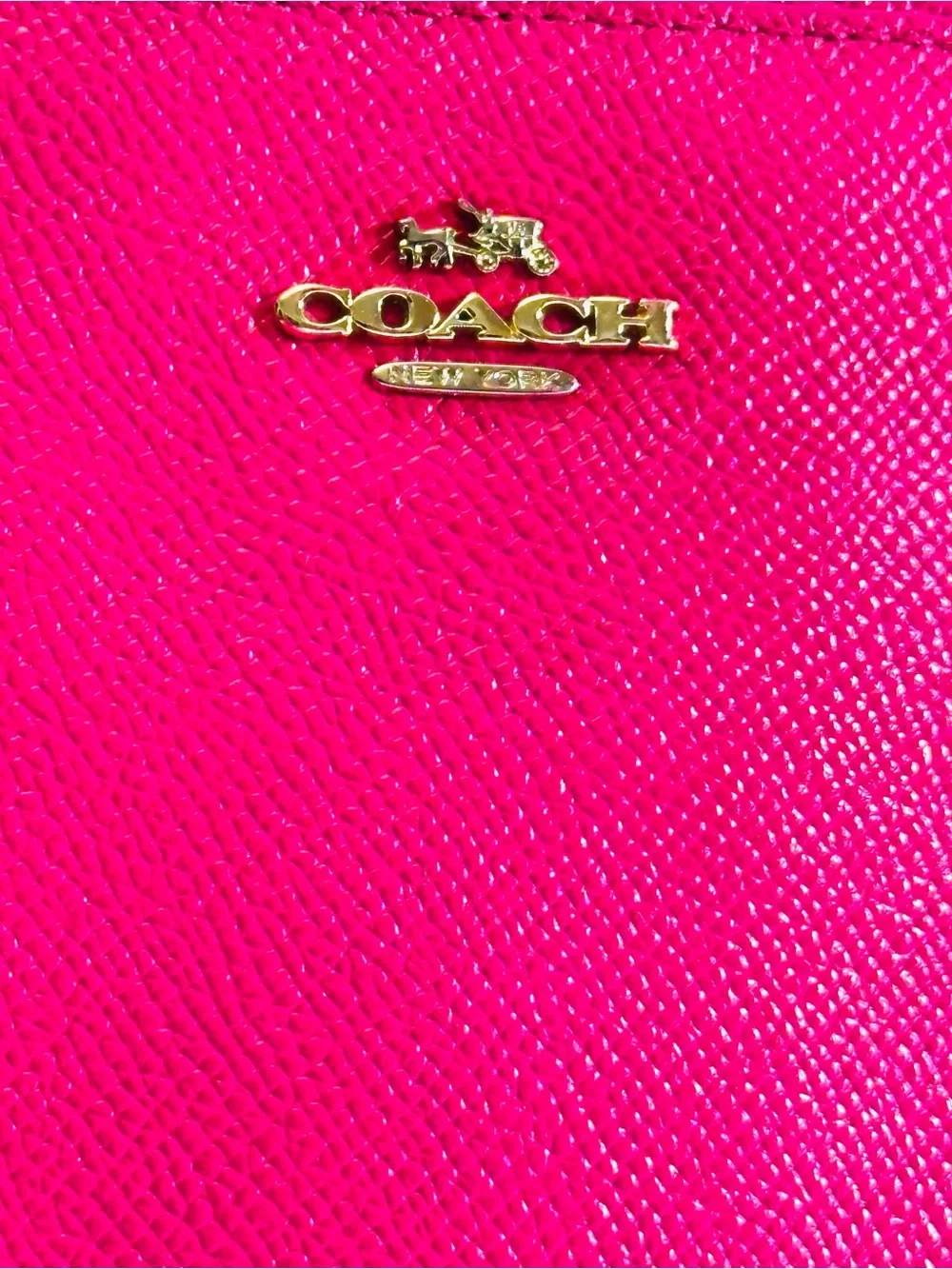 💖 COACH KITT MESSENGER CROSSBODY — BOLD PINK & CLASSIC COACH STYLE! 💖PREOWNED